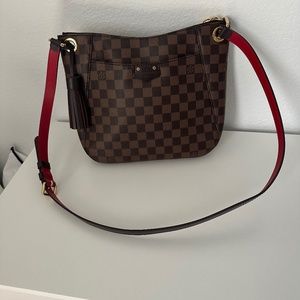 Louis Vuitton crossbody bag